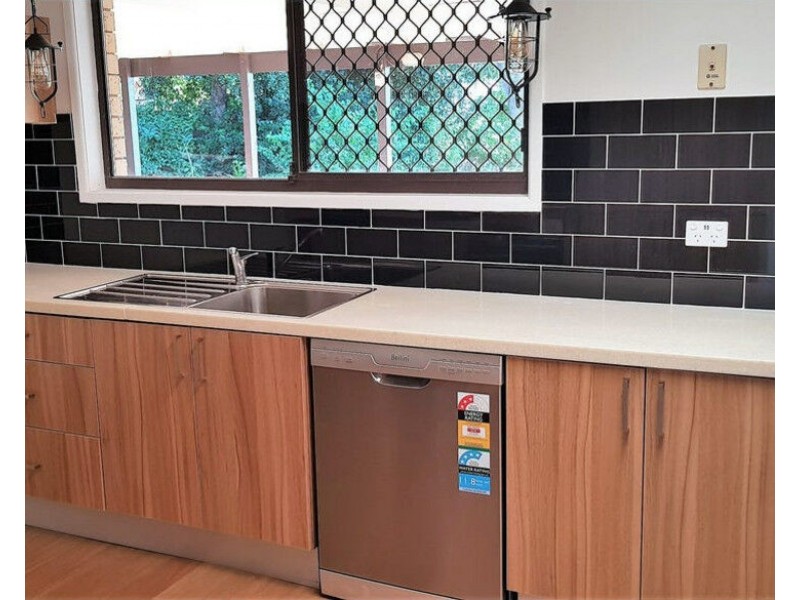 31 Mainsail Street, Currumbin Waters QLD 4223