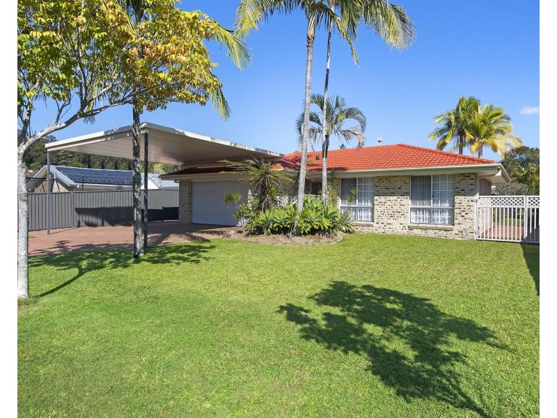 12 Gilchrist Drive, Currumbin Waters QLD 4223