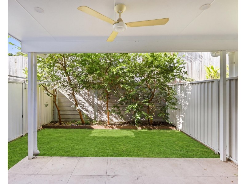 11/4A-8 Hansford Road, Coombabah QLD 4216