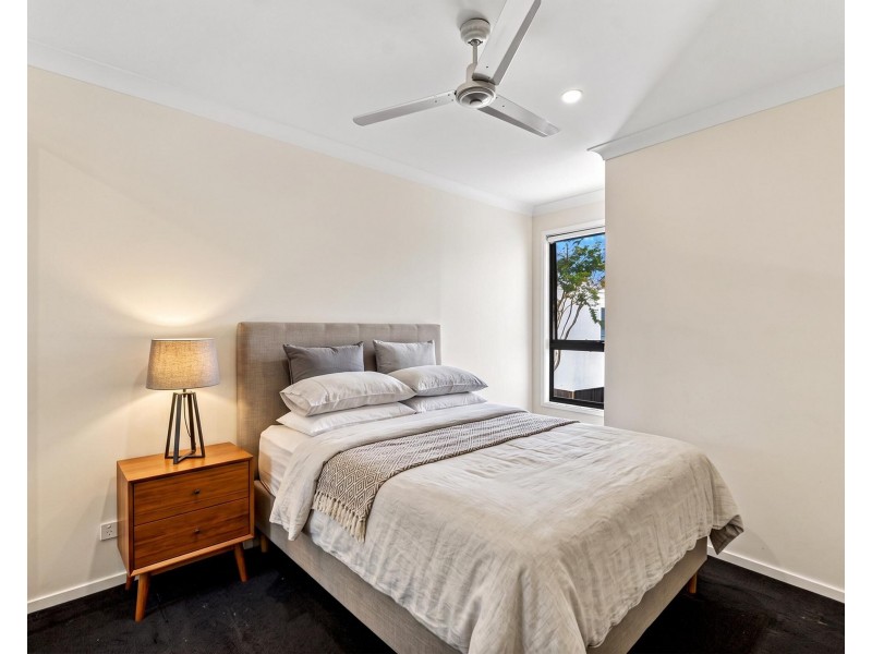11/4A-8 Hansford Road, Coombabah QLD 4216