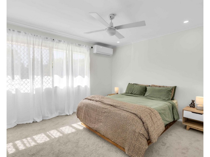 22/18 Bottlewood Court, Burleigh Waters QLD 4220