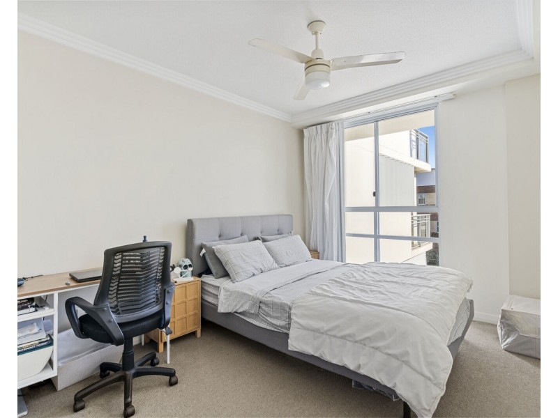 1202/10 Fifth Avenue, Palm Beach QLD 4221