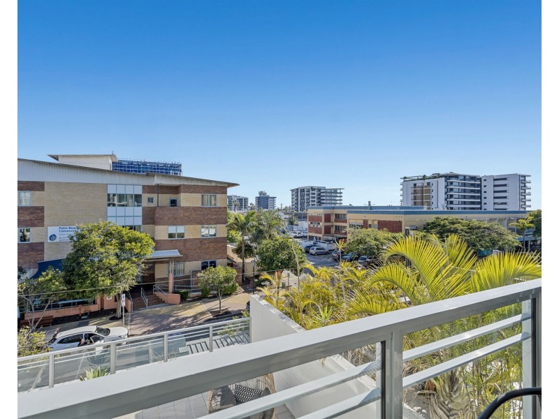 1202/10 Fifth Avenue, Palm Beach QLD 4221