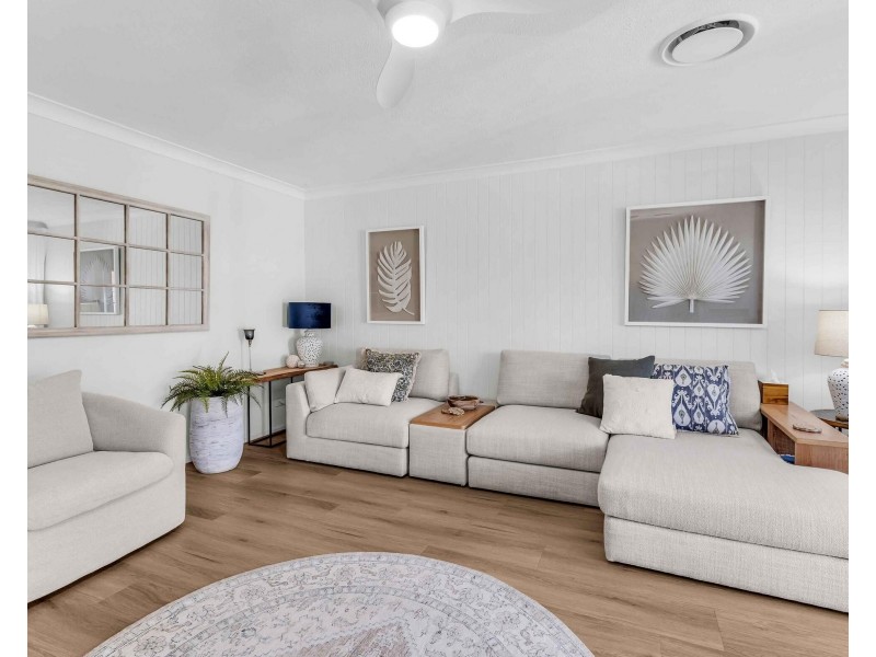 2/3 Snowgum Court, Burleigh Waters QLD 4220