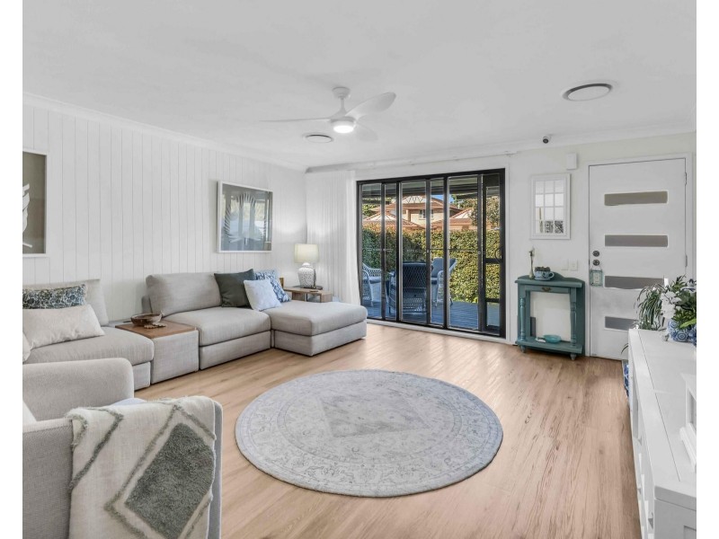 2/3 Snowgum Court, Burleigh Waters QLD 4220