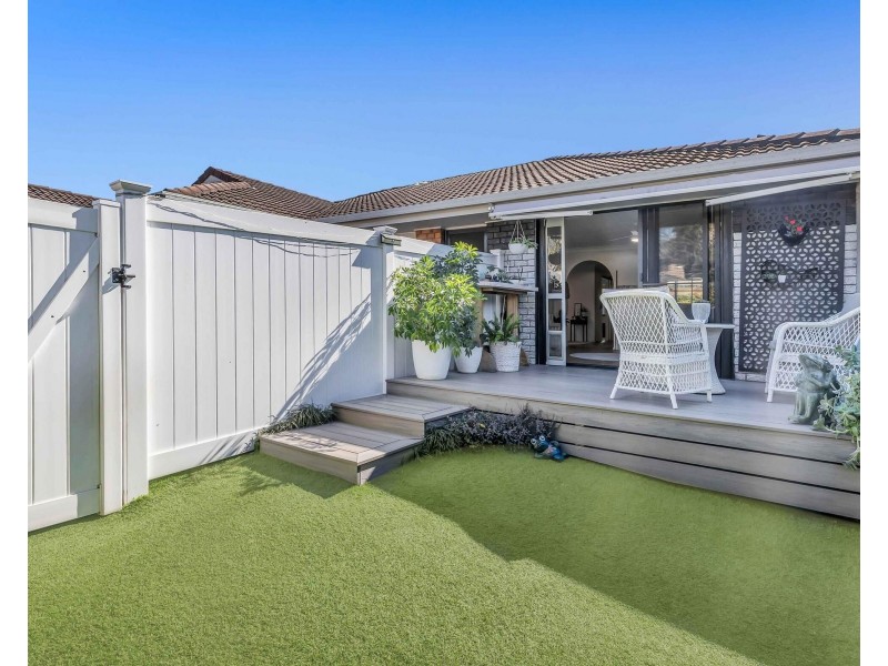2/3 Snowgum Court, Burleigh Waters QLD 4220
