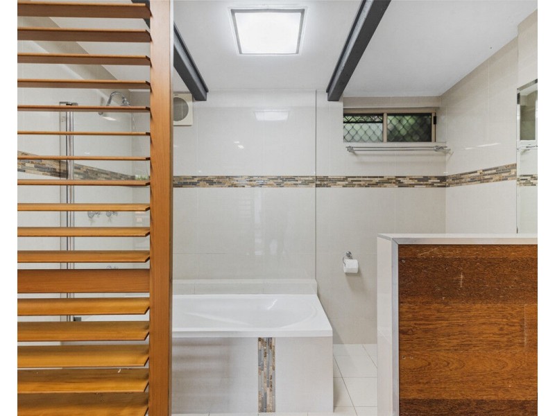 20 Carlyle Drive, Currumbin QLD 4223