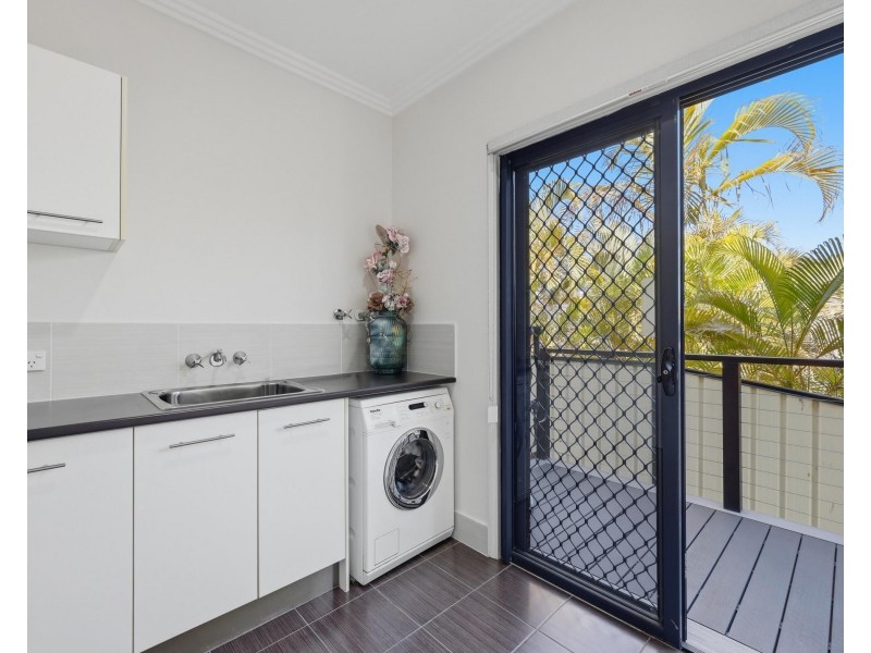 52 Sky Royal Terrace, Burleigh Heads QLD 4220