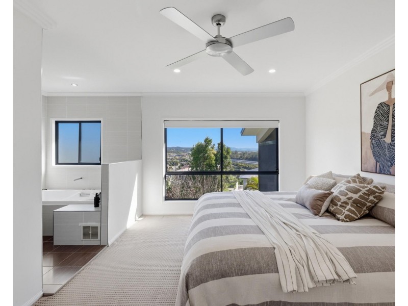 52 Sky Royal Terrace, Burleigh Heads QLD 4220