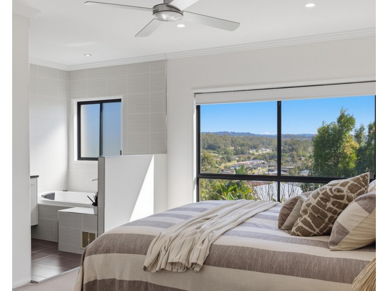 52 Sky Royal Terrace, Burleigh Heads QLD 4220