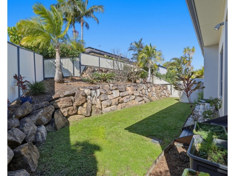 52 Sky Royal Terrace, Burleigh Heads QLD 4220