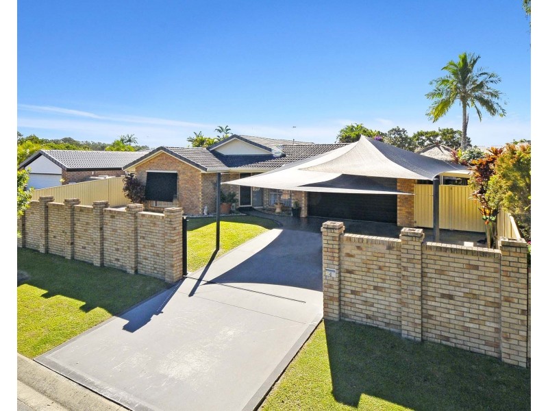 4 Avocado Street, Elanora QLD 4221