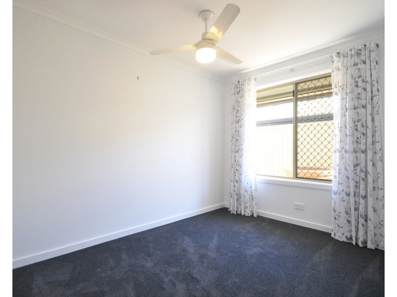 4 Avocado Street, Elanora QLD 4221