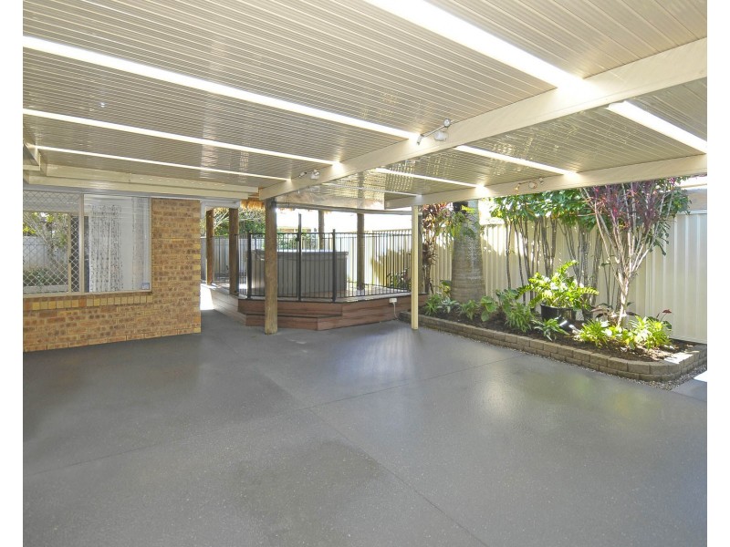 4 Avocado Street, Elanora QLD 4221