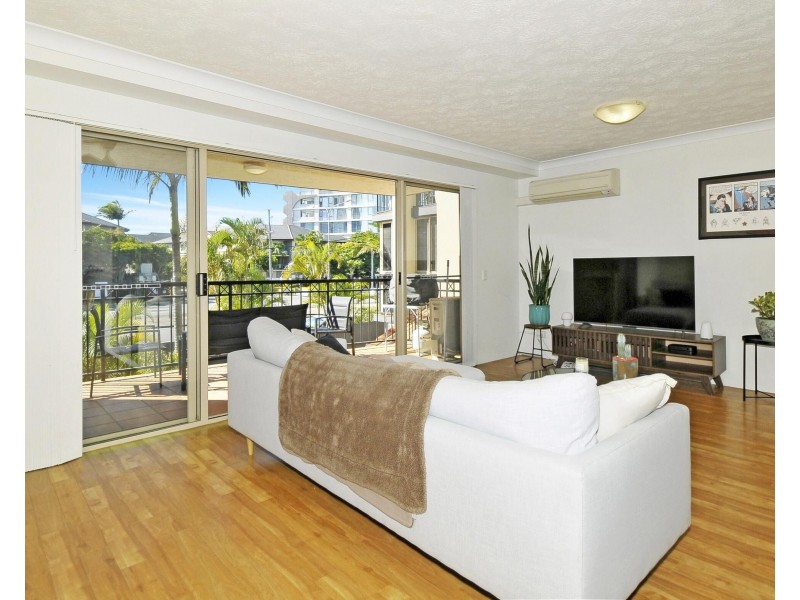 10/1040 Gold Coast Highway, Palm Beach QLD 4221