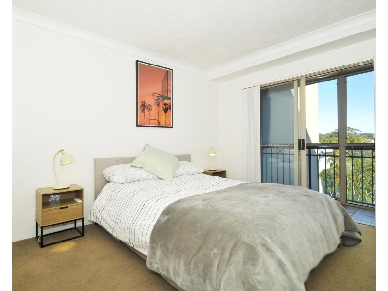 10/1040 Gold Coast Highway, Palm Beach QLD 4221