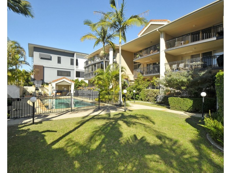 10/1040 Gold Coast Highway, Palm Beach QLD 4221