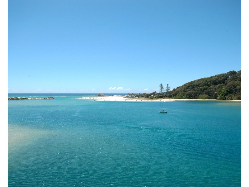 10/1040 Gold Coast Highway, Palm Beach QLD 4221