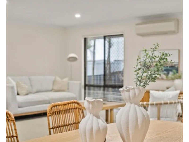 5 Frog Rock Cr, Reedy Creek QLD 4227