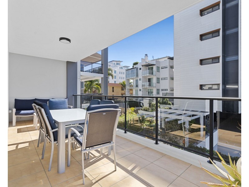 4/3 Johnston Street, Bilinga QLD 4225