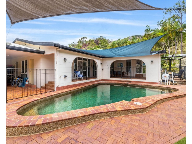 47 Hayles Avenue, Arcadia QLD 4819