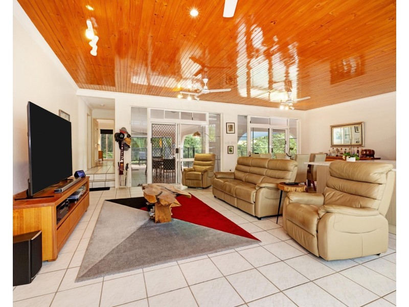 47 Hayles Avenue, Arcadia QLD 4819