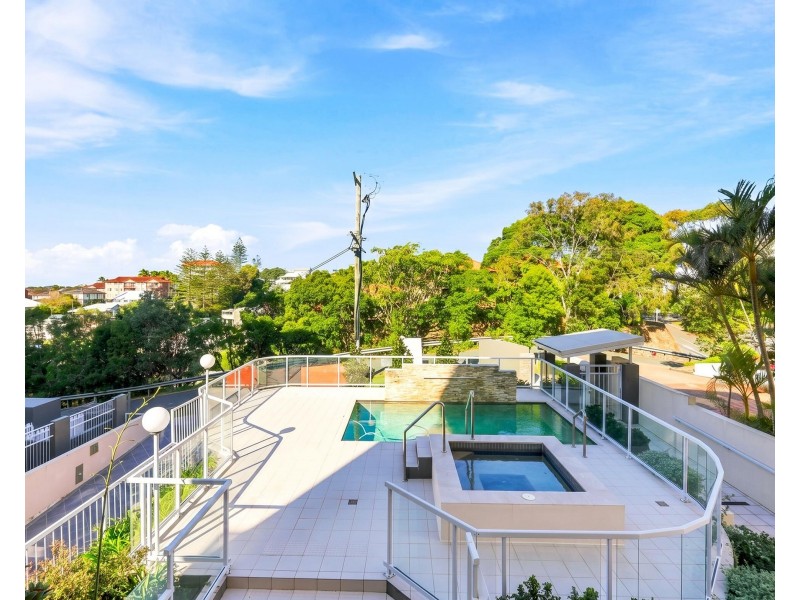 2/129-131 Musgrave Street, Coolangatta QLD 4225