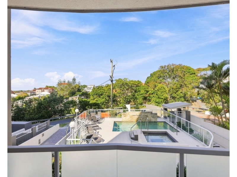 2/129-131 Musgrave Street, Coolangatta QLD 4225