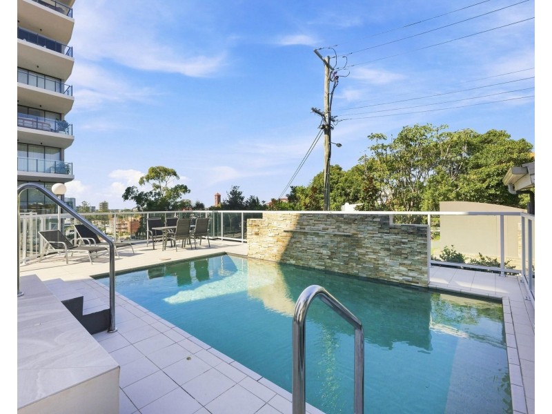 2/129-131 Musgrave Street, Coolangatta QLD 4225
