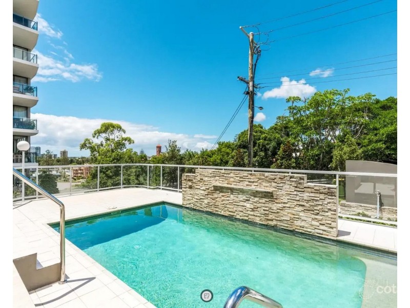 2/129-131 Musgrave Street, Coolangatta QLD 4225