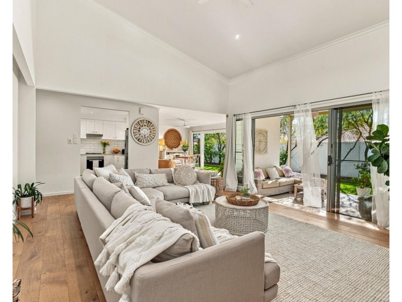 7/2 Border Drive North, Currumbin Waters QLD 4223