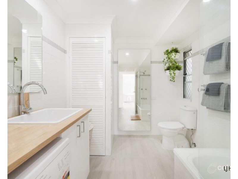 4/29-31A Dixon Street, Coolangatta QLD 4225