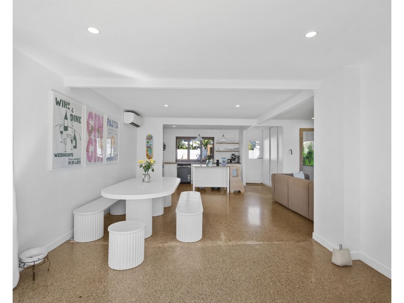 14 Amboina Avenue, Palm Beach QLD 4221