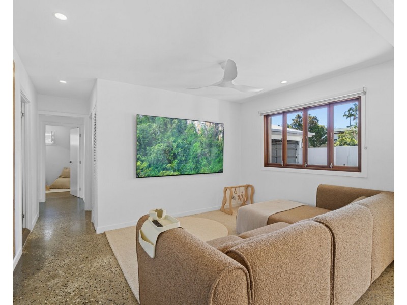14 Amboina Avenue, Palm Beach QLD 4221