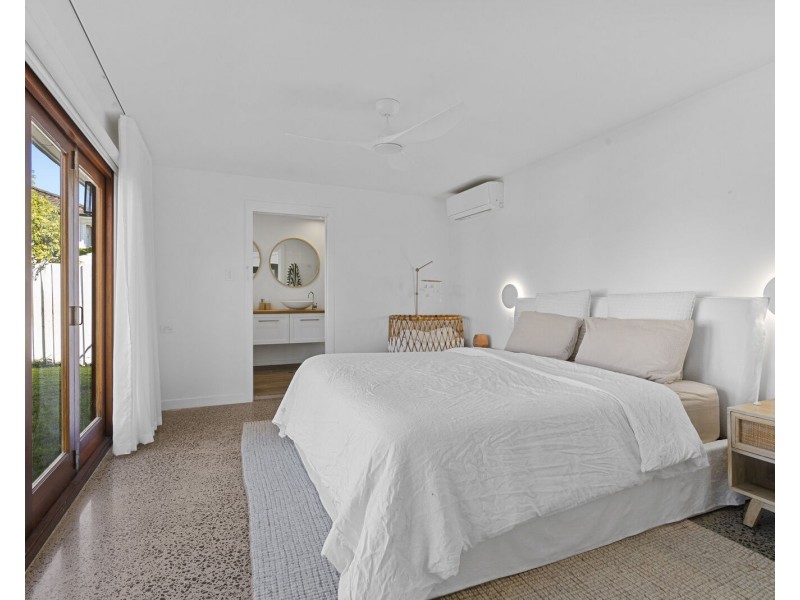 14 Amboina Avenue, Palm Beach QLD 4221