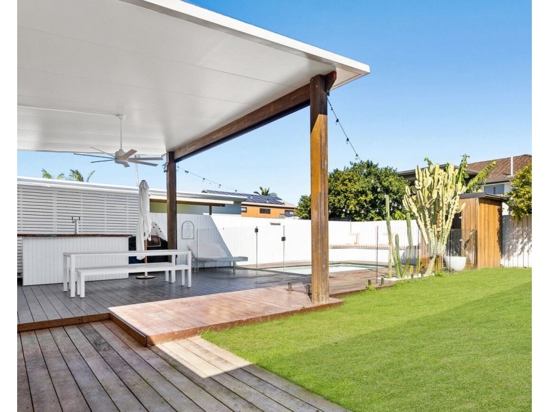 14 Amboina Avenue, Palm Beach QLD 4221