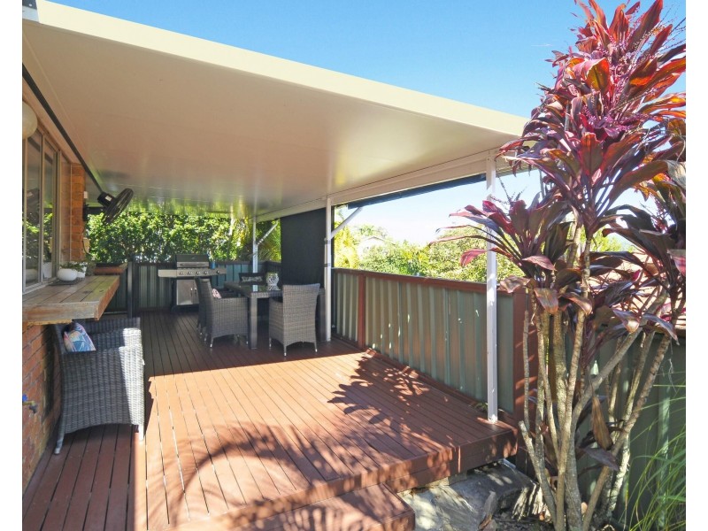 12 Currant Street, Elanora QLD 4221