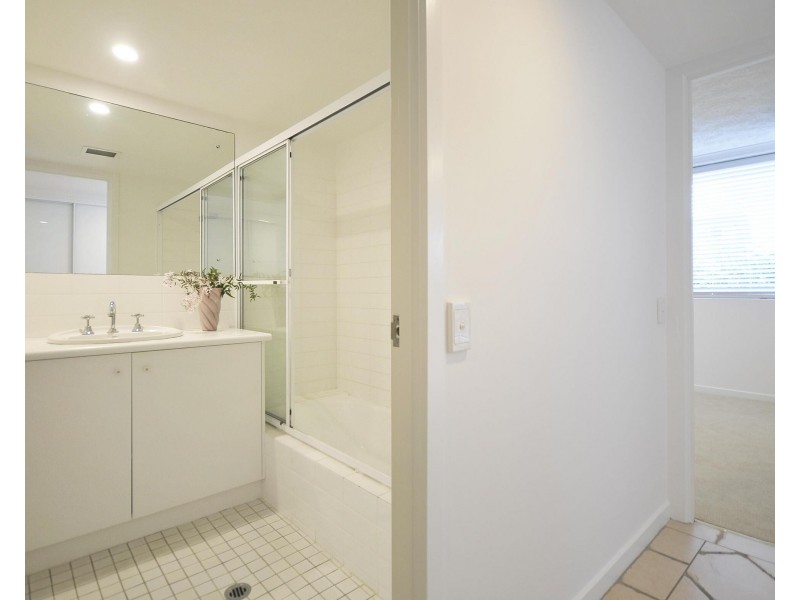 21/56-70 Guineas Creek Road, Currumbin Waters QLD 4223