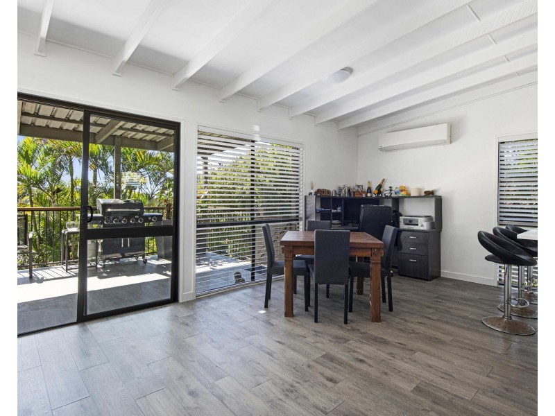 8 Claudia Court, Currumbin Waters QLD 4223