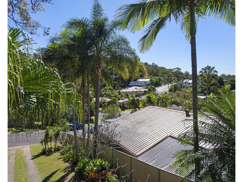 8 Claudia Court, Currumbin Waters QLD 4223