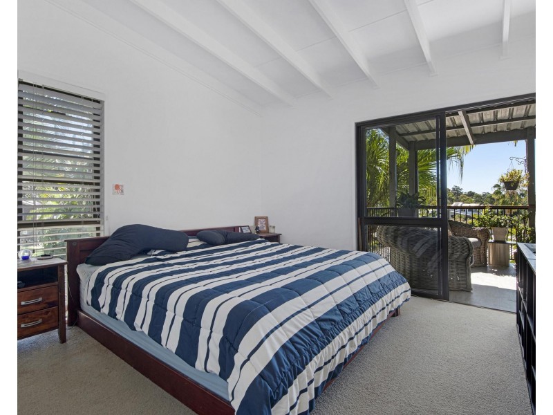 8 Claudia Court, Currumbin Waters QLD 4223
