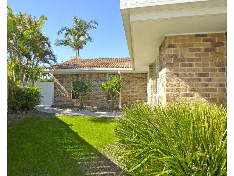 8 Rice Place, Varsity Lakes QLD 4227