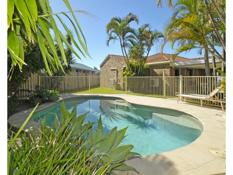 8 Rice Place, Varsity Lakes QLD 4227