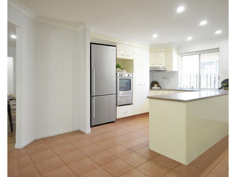 8 Rice Place, Varsity Lakes QLD 4227