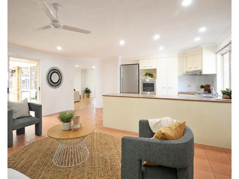8 Rice Place, Varsity Lakes QLD 4227