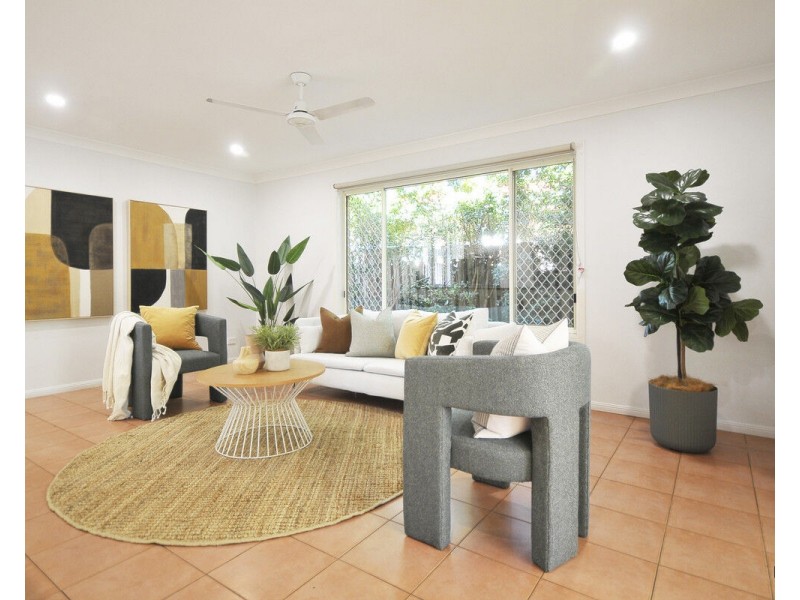 8 Rice Place, Varsity Lakes QLD 4227