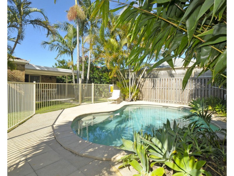 8 Rice Place, Varsity Lakes QLD 4227
