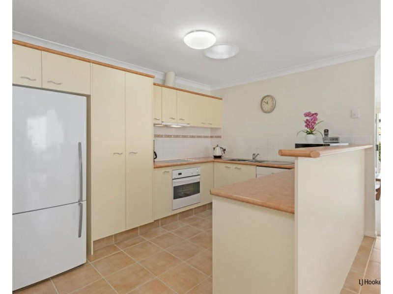 6 Randwick Court, Varsity Lakes QLD 4227