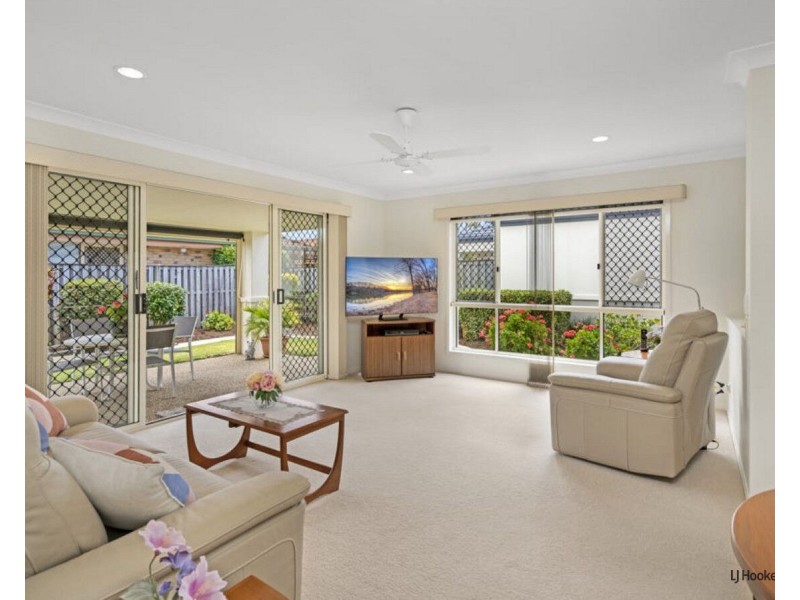 6 Randwick Court, Varsity Lakes QLD 4227