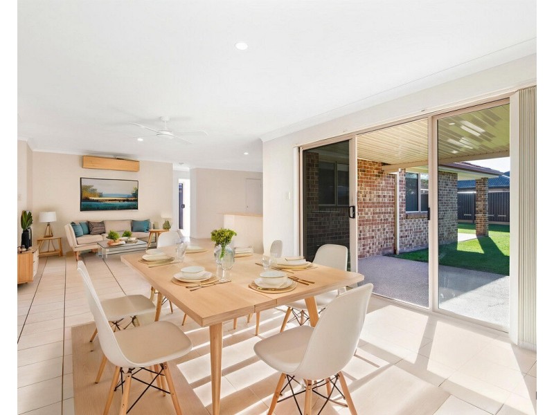 16 Chippendale Crescent, Currumbin Waters QLD 4223